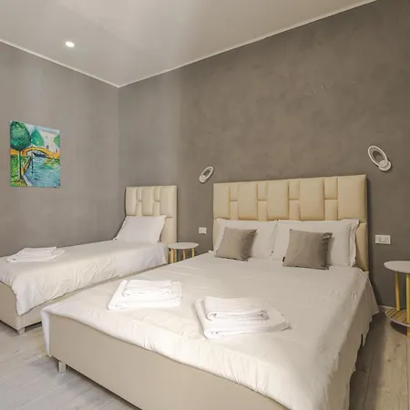 Centro Rooms-camere Eleganti In Pieno Centro 3* ترييستي