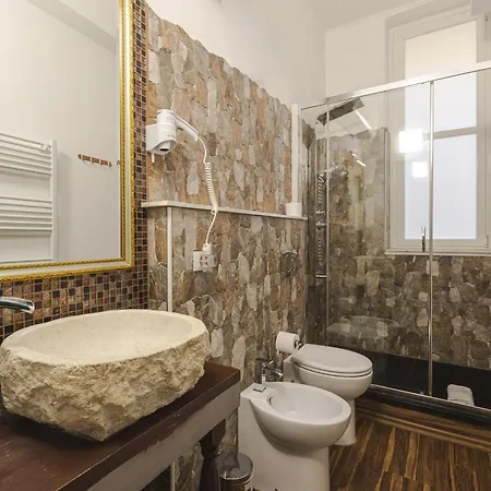 بيت ضيافة Centro Rooms-camere Eleganti In Pieno Centro ترييستي