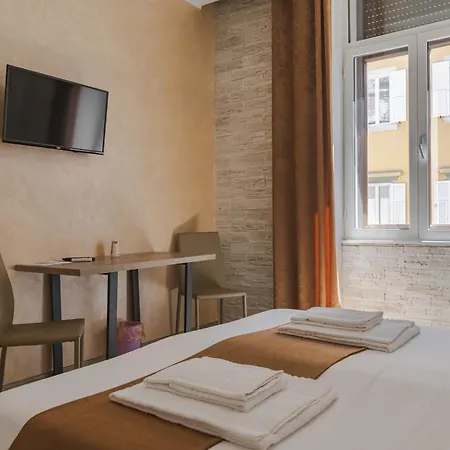 Centro Rooms-camere Eleganti In Pieno Centro
