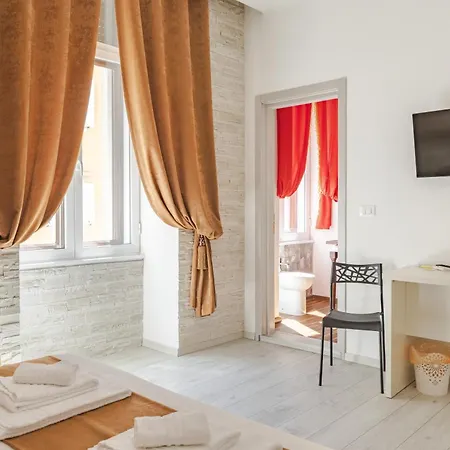 Centro Rooms-camere Eleganti In Pieno Centro 3* ترييستي