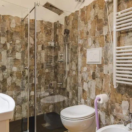 بيت ضيافة Centro Rooms-camere Eleganti In Pieno Centro 3*